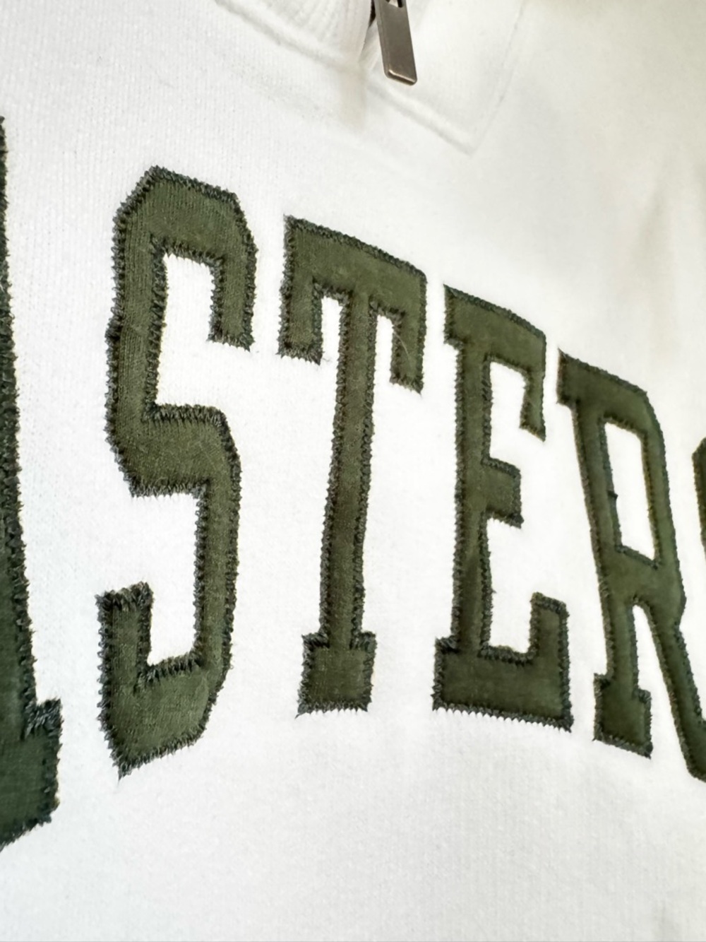 MASTERS 2026 *NEW DESIGN* - White quarter zip sweatshirt with block letters - Picture 2 of 5